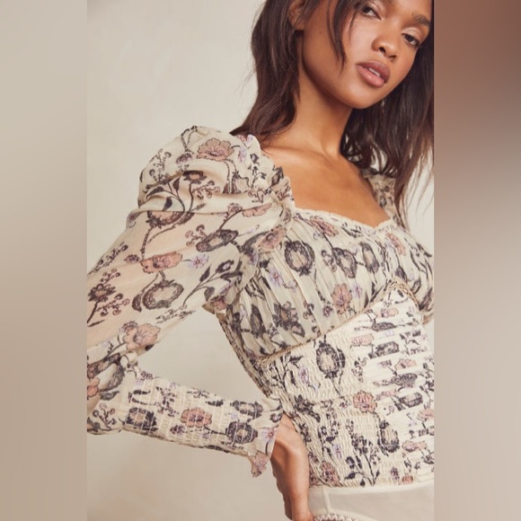 Free People Brunch Date Floral Print Bodysuit Size Medium Ivory NWT - Picture 6 of 14